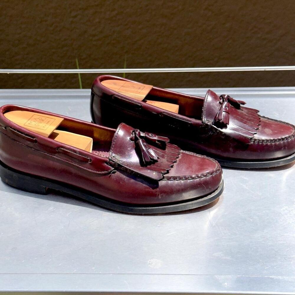 G.H. bass Co Weejuns Burgundy Leather Loafers with Tassel - Size 9 1/2 D